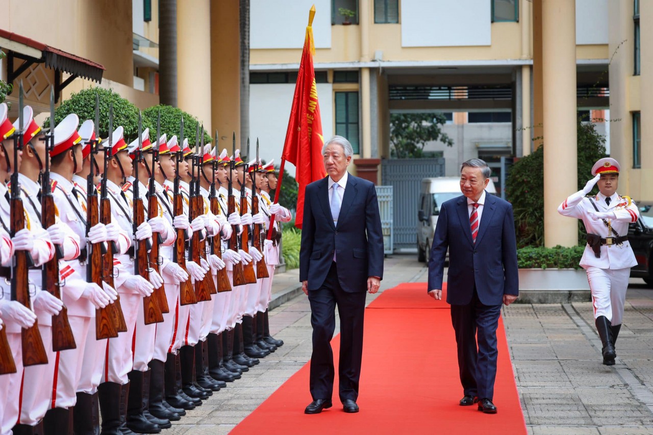 singapores coordinating minister for national security conducts working trip in vietnam