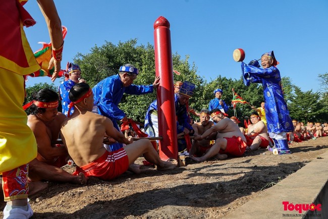 [Photos] Tug-of-War Games Connects Vietnamese - Korean Communities