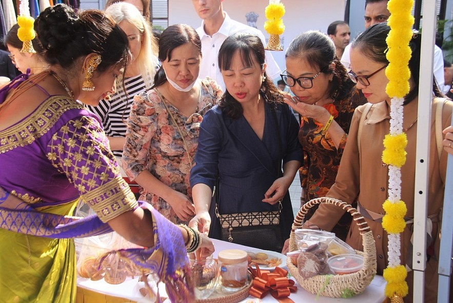 [Photo] An Indian Weekend in Hanoi