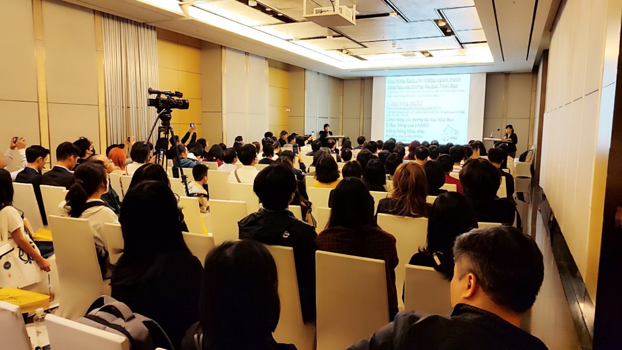 Study in Japan Fair 2023 Benefits Vietnamese Parents and Students