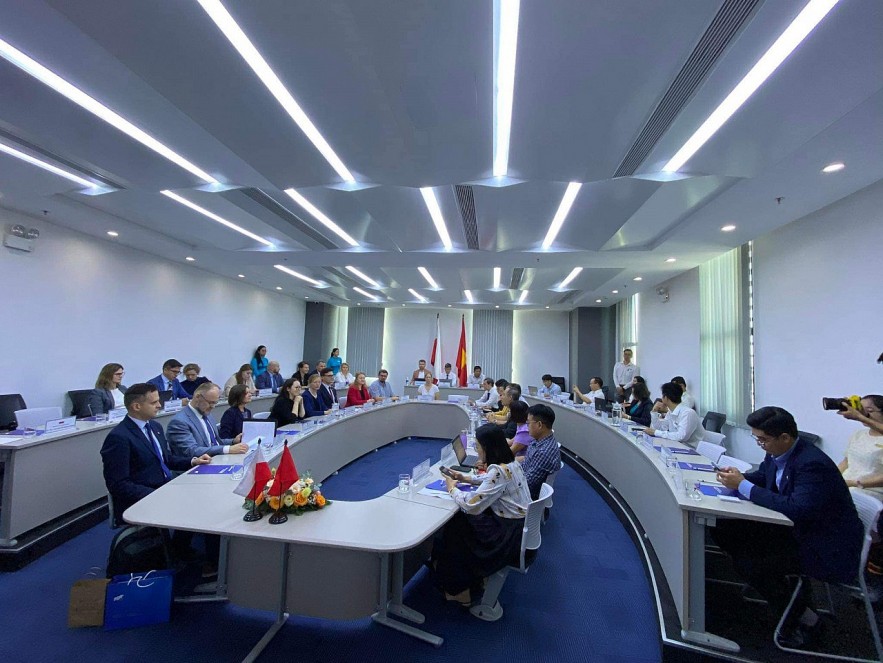 Poland, Ho Chi Minh City Beef up Educational Cooperation