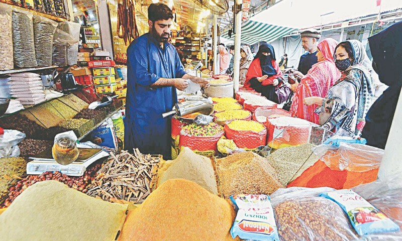 Islamabad: Annual inflation jumps to 29.2pc in November