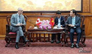 Thua Thien Hue Boosts Cooperation with Canada