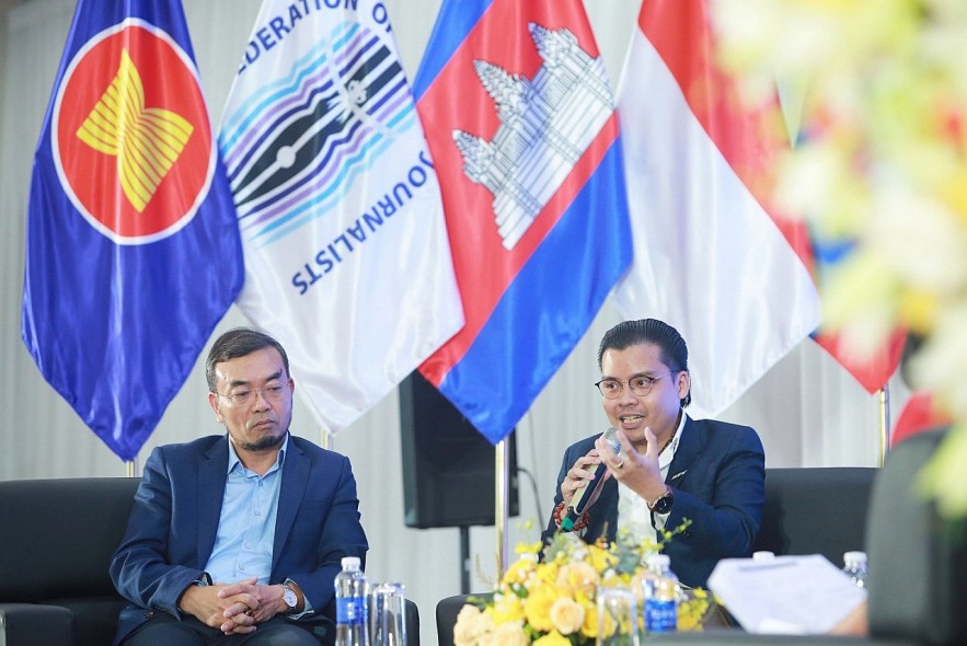 ASEAN Journalists Discussed Experience to Manage Digital Newsrooms
