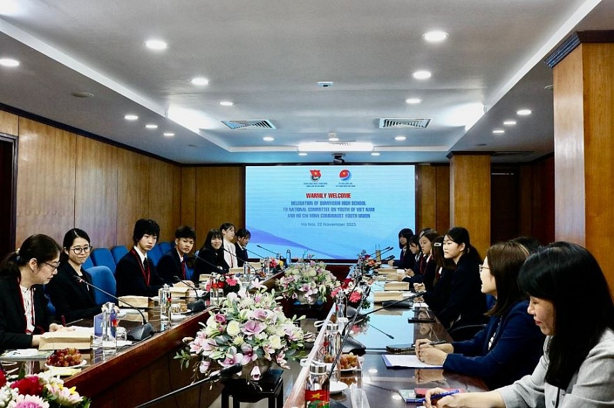 Vietnamese, Japanese Youth Meet to Boost Cooperation