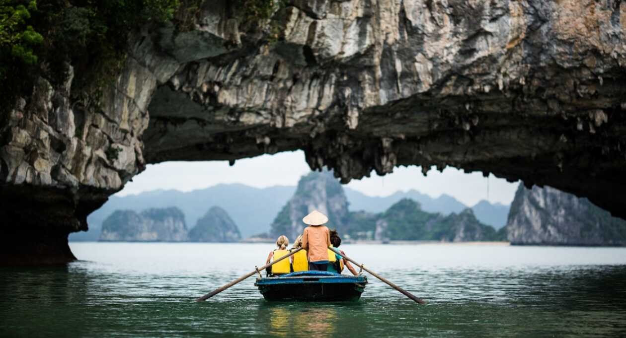 ha long bay among worlds top 10 most visited natural wonders