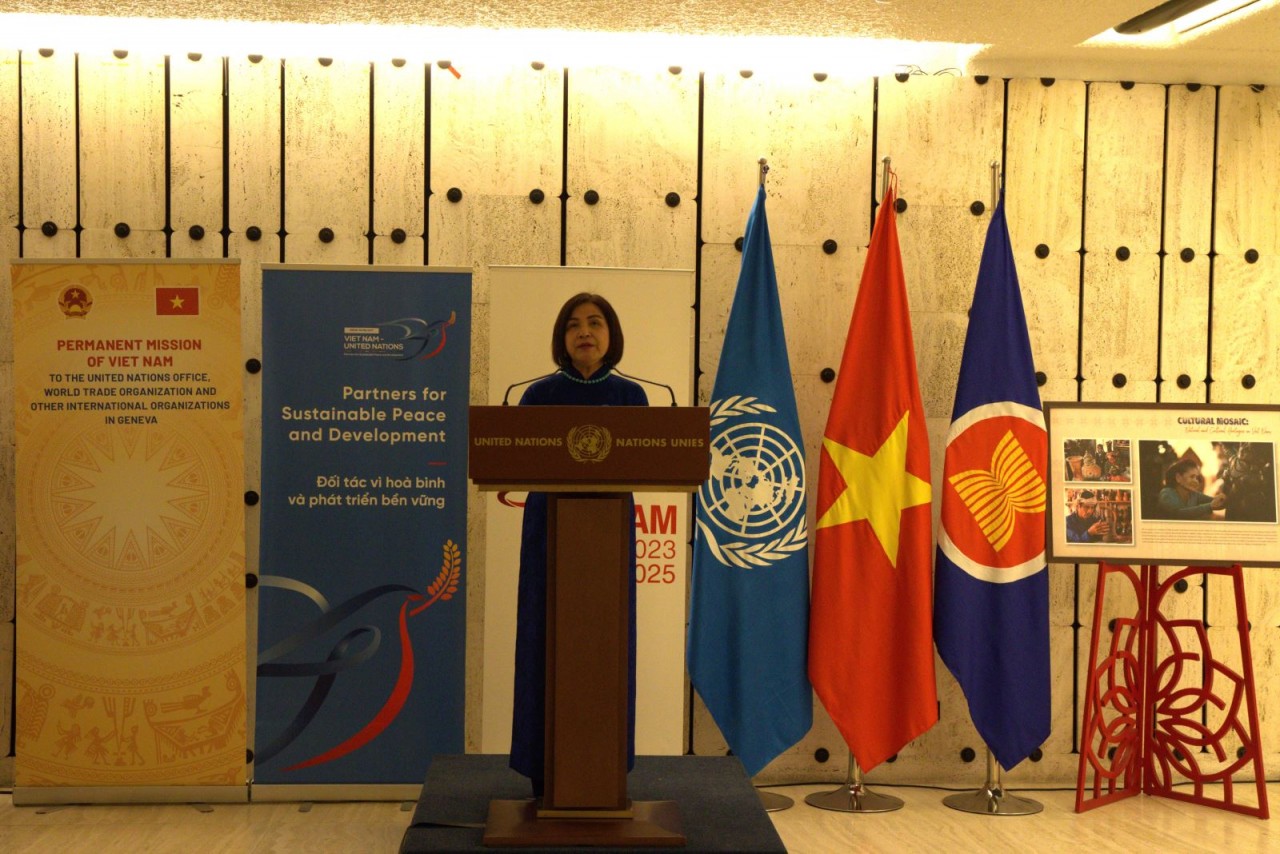 UN Office Praised the Photo Exhibition on Vietnam's Heritage and Culture