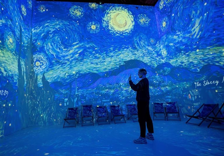 Admire The First Unique Van Gogh Exhibition In Ho Chi Minh City