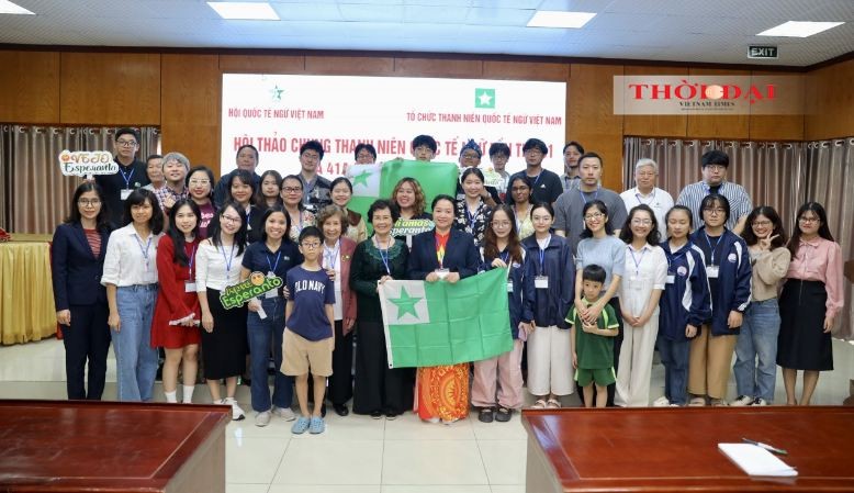 Esperanto Speakers from 7 Countries Come to Vietnam