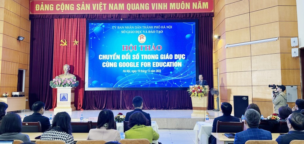 hanois needy school chose to pilot googles smart classroom model