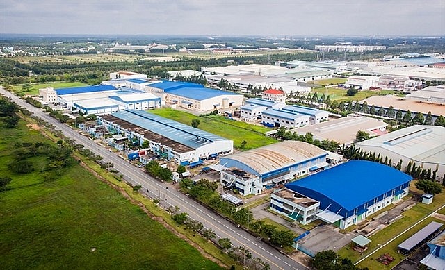 The transformation of traditional industrial parks into sustainable green industrial parks is achieved by promoting green production and efficient use of resources. Photo: baoxaydung.com.vn
