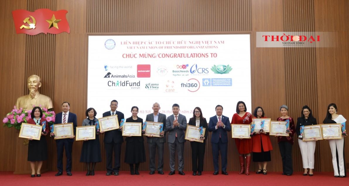 35 foreign ngos honored for their contributions to vietnams development