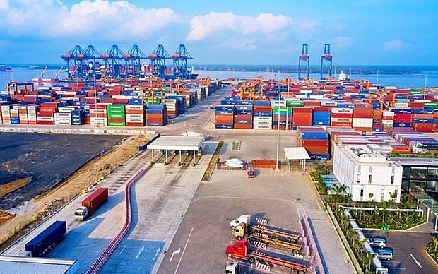 Vietnam enjoys a trade surplus of 125 billion USD with European and American markets. (Photo: VNA)