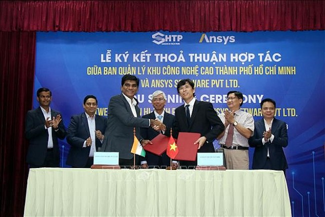Ho Chi Minh City, US Software Company Collaborate To Develop Semiconductor Workforce