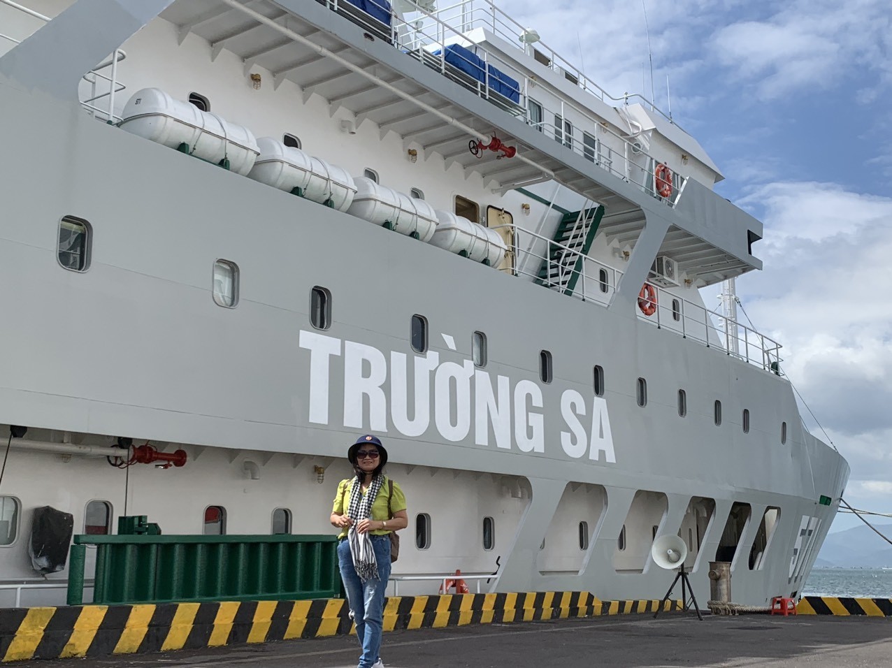 Bringing Tet to Truong Sa Islanders
