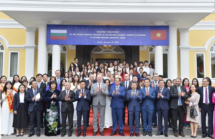 Vietnam-Bulgaria Strengthen Cooperation in Human Resource Training, Technology Transfer