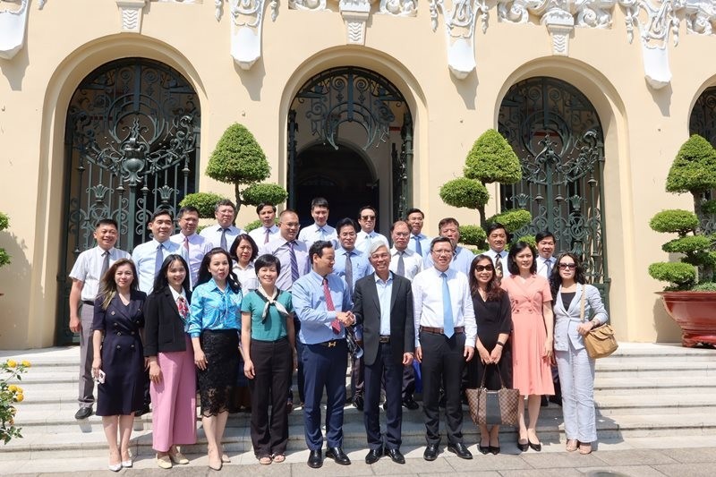 vietnamese missions abroad connects resources for ho chi minh city