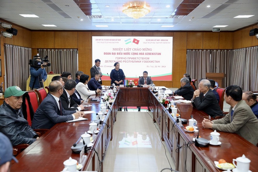 Vietnam, Uzbekistan Need to Exploit Cooperation Potential in Wool and Silk Industry