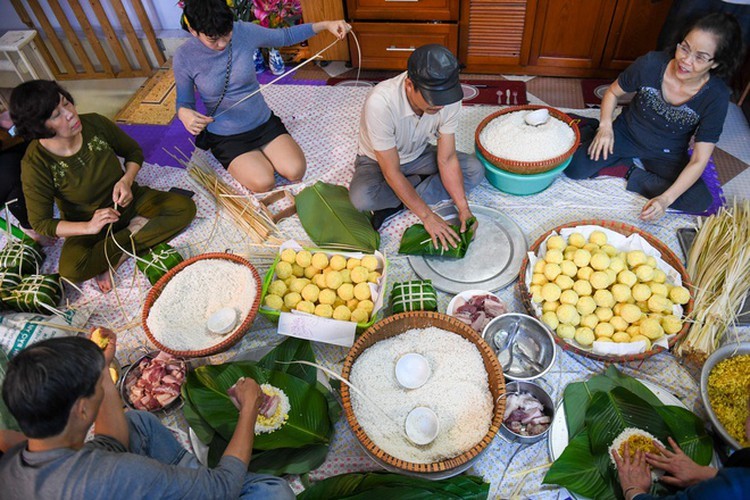 Explore Five Traditional Tet Customs In Vietnam