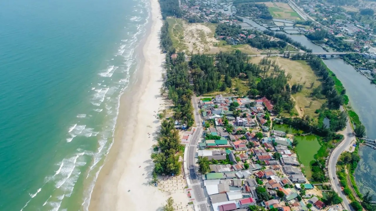 My Khe Beach Earns International Praise