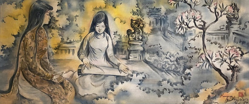 Women wearing ao dai, traditional musical instruments and flowers are always the main themes in the works of artist Tu Duyen.