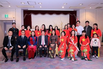 Traditional Ao Dai Gifted for Vietnamese Women in Kansai