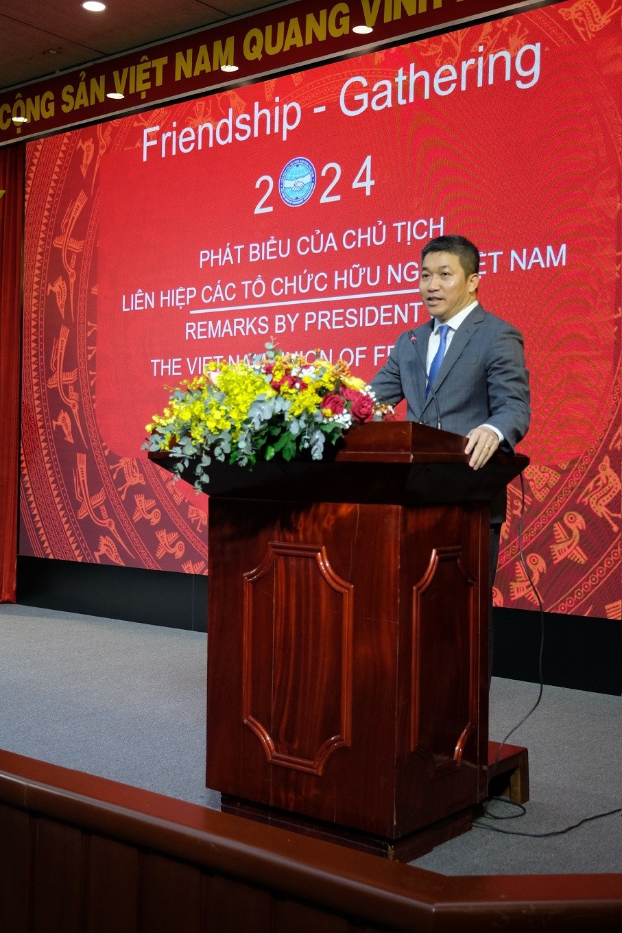Cultivates Friendship between Vietnamese People and International Community
