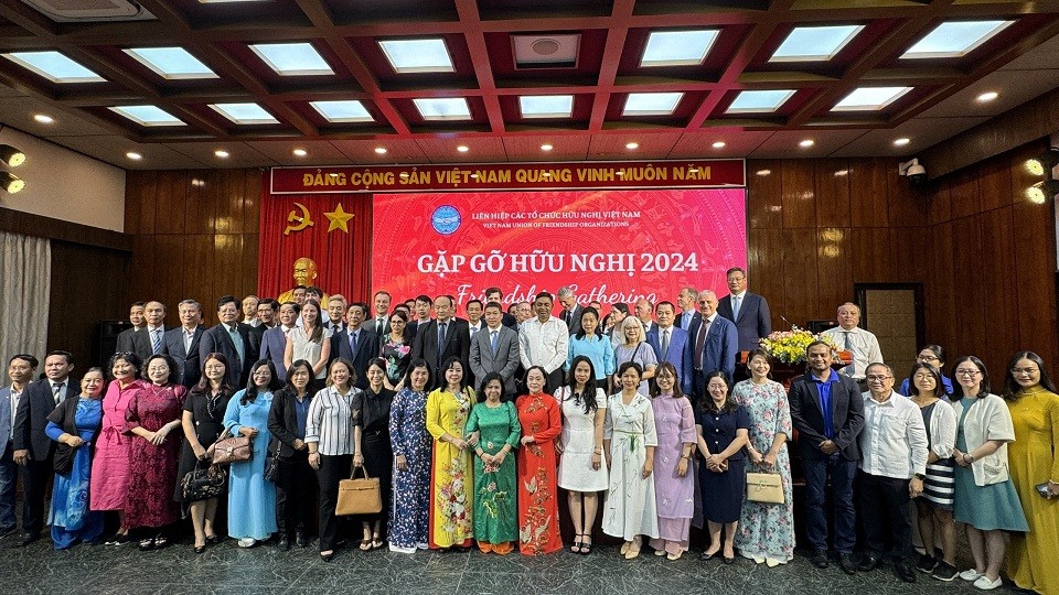 VUFO Cultivates Friendship between Vietnamese People and International Community