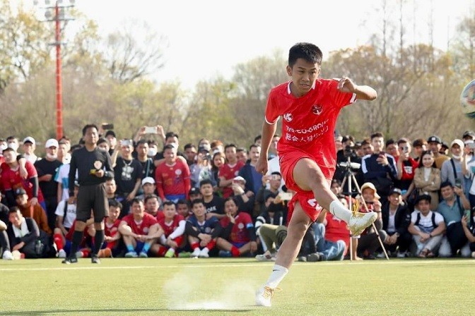 football tournament held in tokyo to raise funds for a vietnamese pagoda