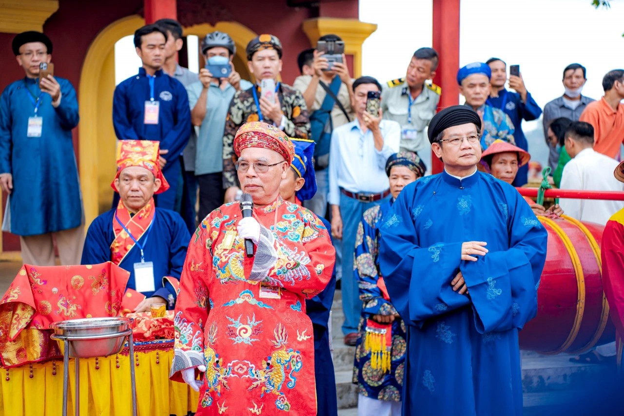 [Photos] See the Coloful Brilliance of Hue's Spiritual Festival