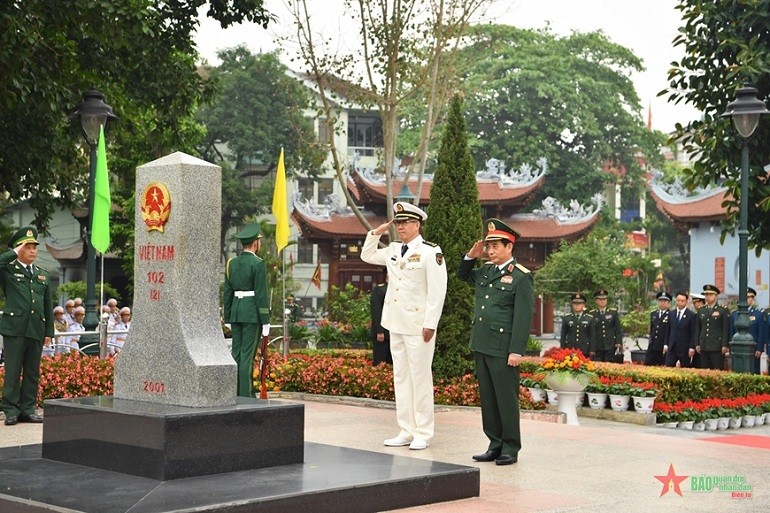 8th Vietnam-China Border Defence Friendship Exchange Successfully Organized
