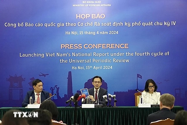 Press conference launching Viet Nam's National Report under the fourth cycle of the Universal Periodic Review, Ha Noi, April 15, 2024. Photo: VNA
