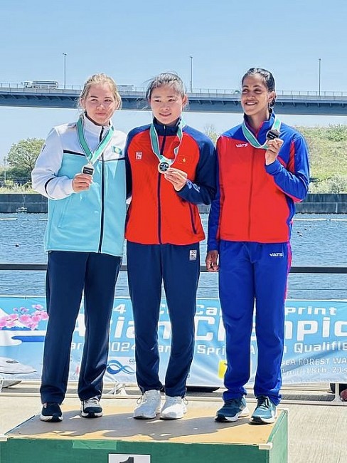 Vietnamese Athlete Earns Gold Medal at Canoe Sprint Asian Championships