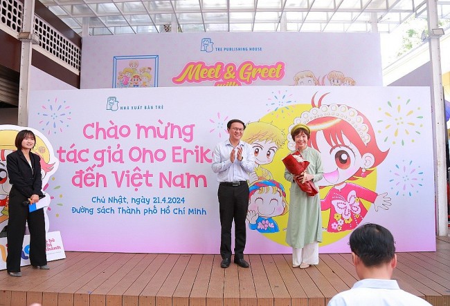 Japanese Bestseller Manga Author Visits Vietnam for The First Time