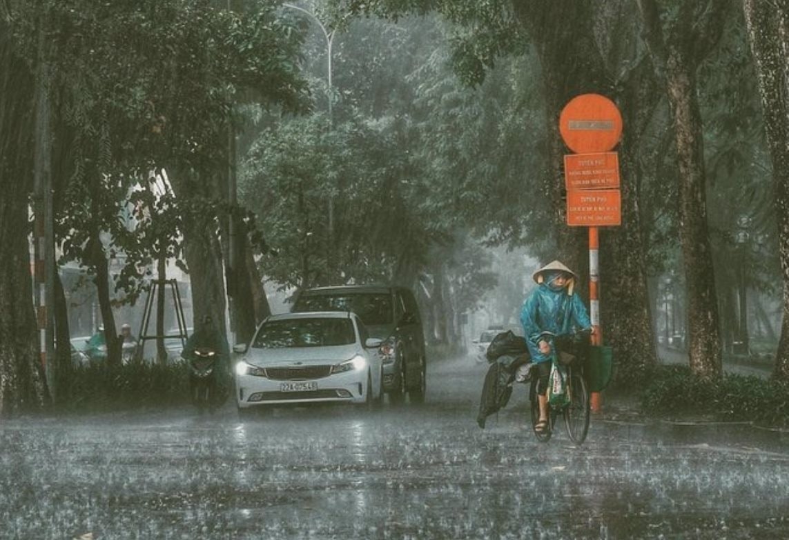 Vietnam’s Weather Forecast (April 25): Heavy Rain And Thunderstorms Continue In The Northern Region