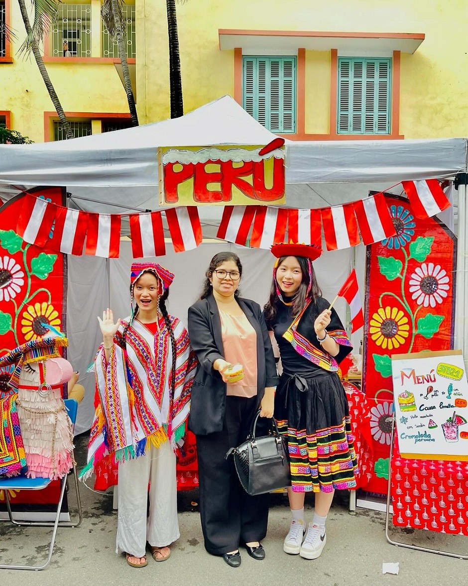 cultural week helps promote spanish language and culture in hanoi