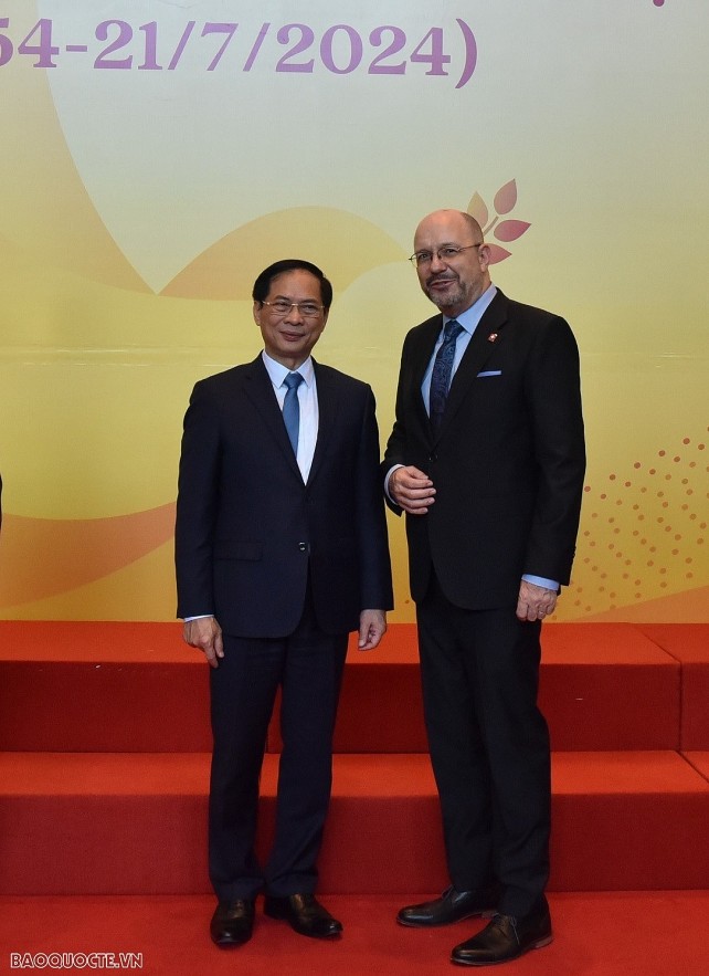 Ambassadors to Vietnam: The Geneva Accords Remind h