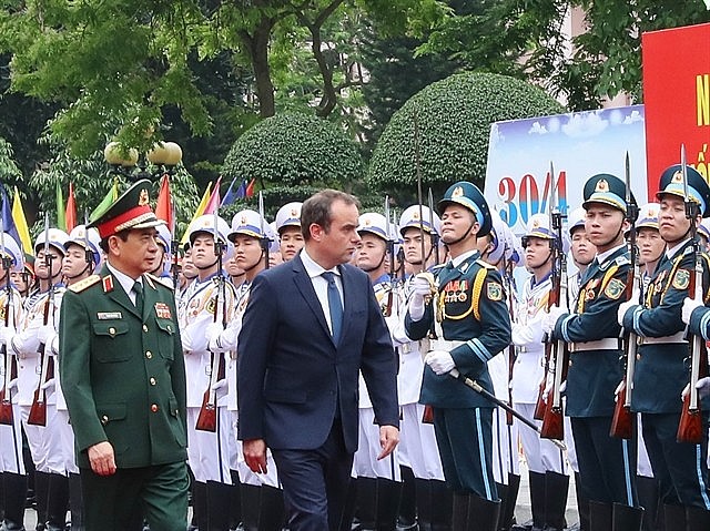 Vietnam And France Sign Deal to Strengthen Defense Cooperation