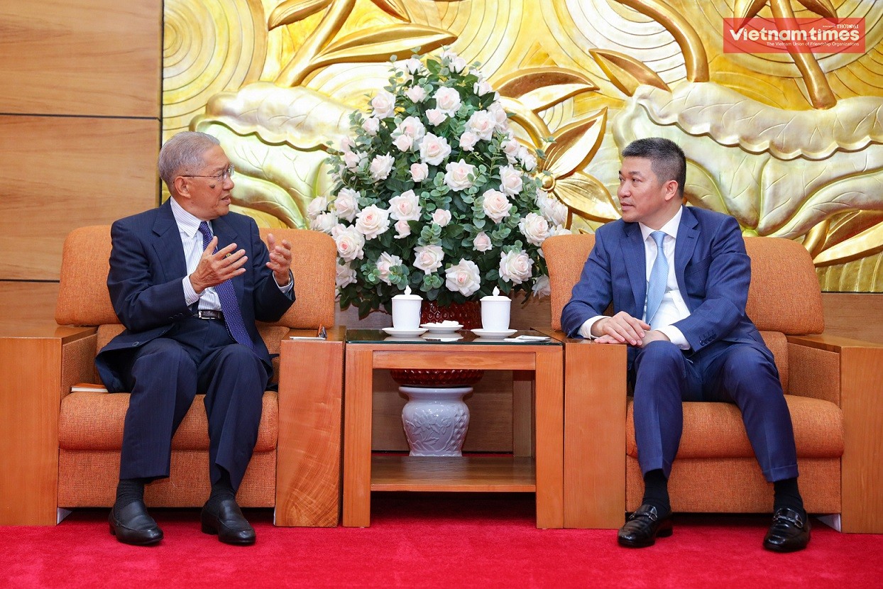 business cooperation plays important role in vietnam myanmar people to people exchanges