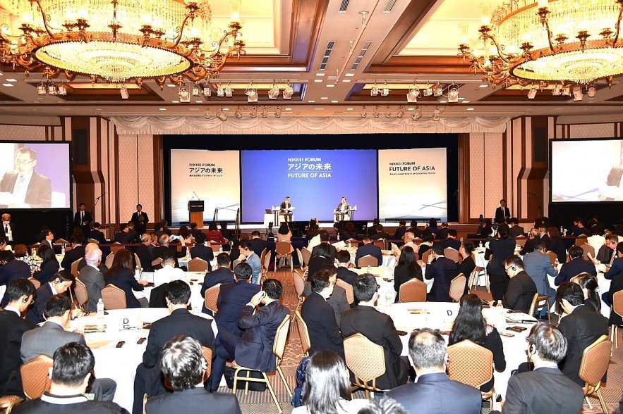 Vietnamese Deputy Prime Minister Le Minh Khai delivered a speech at the 29th Future of Asia Forum in Tokyo, Japan, on May 23. (Photo: VGP)