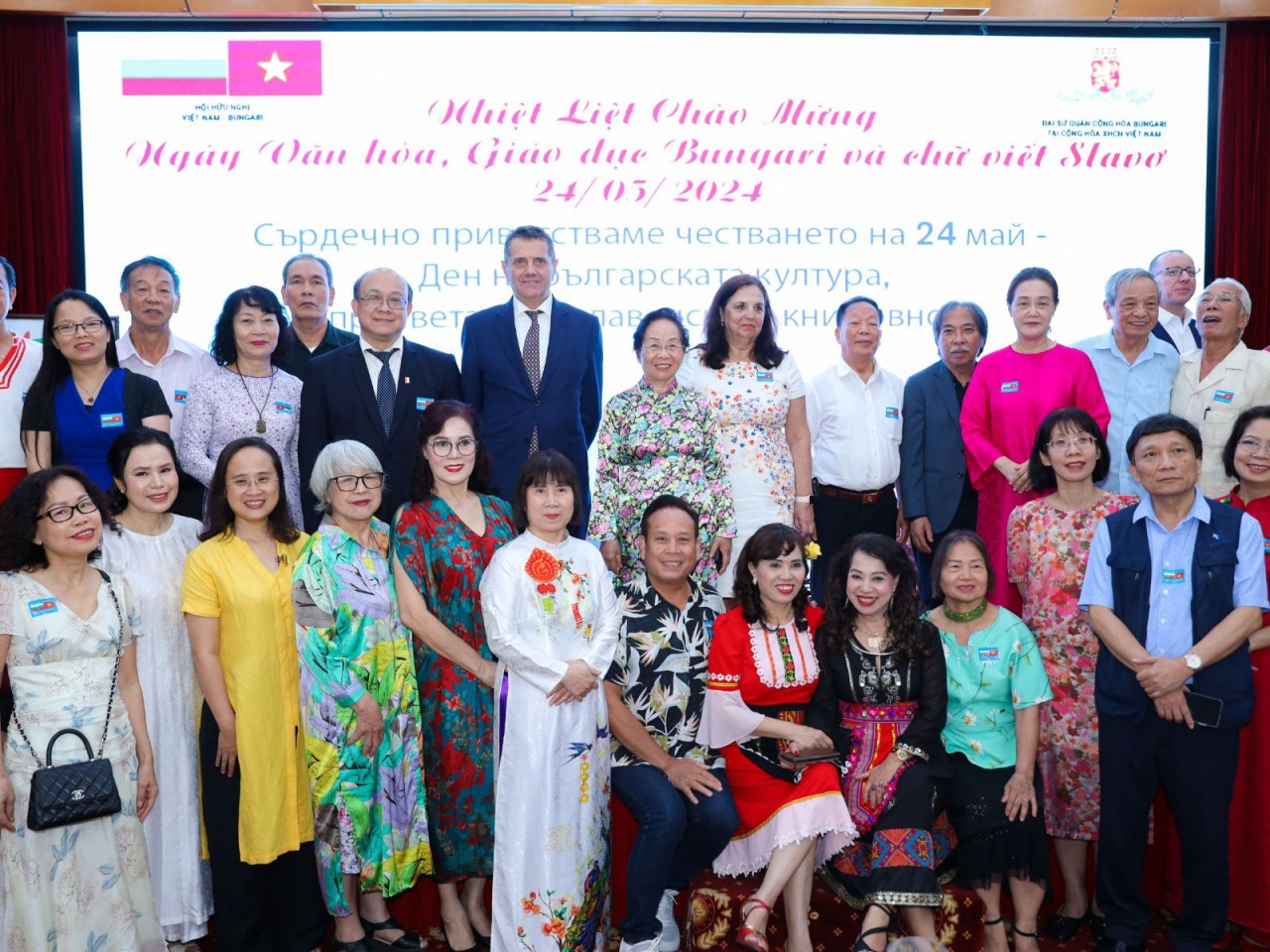 Culture and Education Is Foundation of Vietnam - Bulgaria Friendship