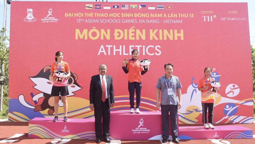 vietnamese team wins over two dozen gold medals at asean school games