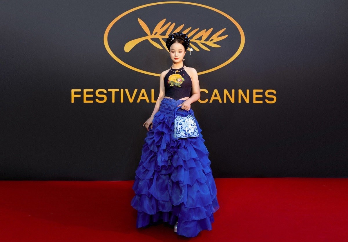 Vietnamese Dresses Appears on Red Carpet of 77th Cannes Film Festival