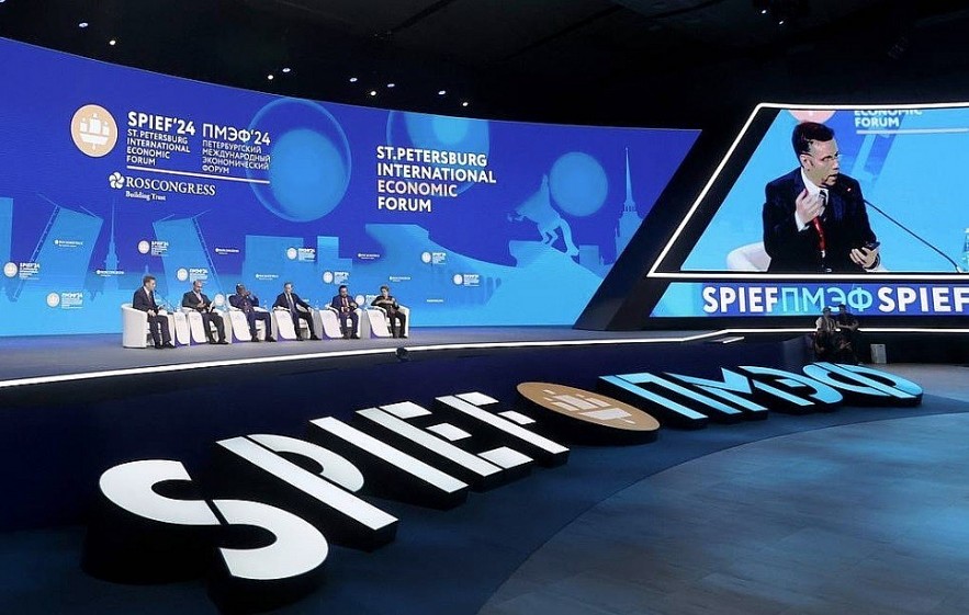 Leaders of participating countries speak at the 27th St. Petersburg International Economic Forum in Russia. (Photo: TASS)