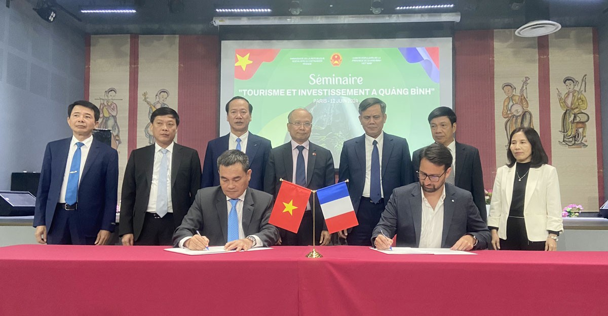 Quang Binh Introduces Tourism, Trade Potential for The First Time in Paris