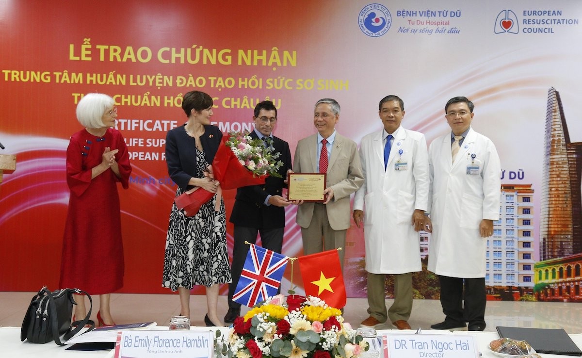 the largest maternity hospital in Ho Chi Minh City to become the first Neonatal Resuscitation Training Center in Viet Nam 