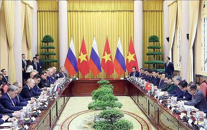 At the talks between Vietnamese President To Lam and his Russian counterpart Vladimir Putin in Hanoi on June 20. (Photo: VNA)