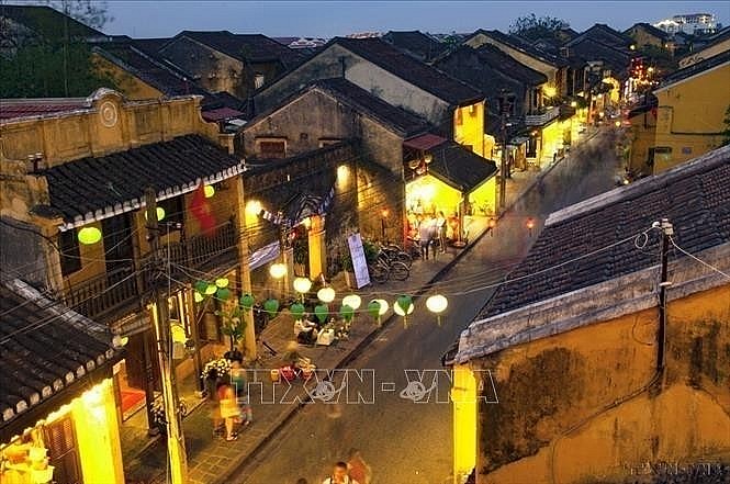 Hoi An ancient city is a favourite stop of the Thai visitors. (Photo: VNA)