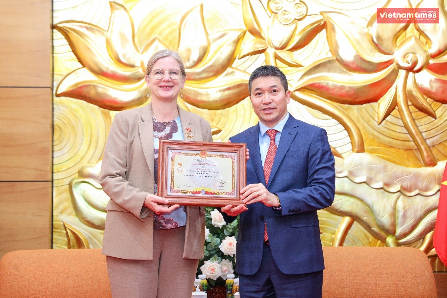 Swedish Ambassador Granted VUFO's Highest Medal for her Contrubutions to Sweden-Vietnam Frienship