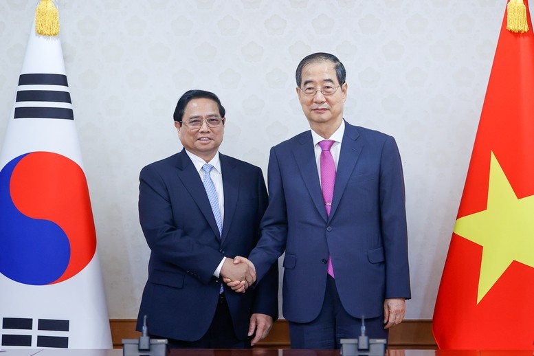 Prime Minister Chinh's Visit to RoK Results in Many Successful Outcomes